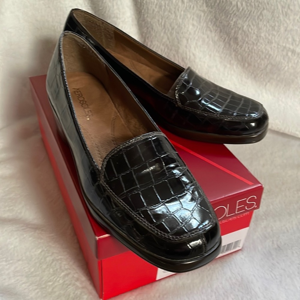Aerosoles brown wedge shoes
